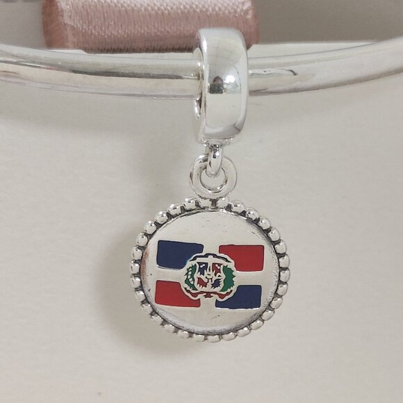 Pandora Dominican Republic Flag Dangle Charm Travel Vacation Pendant S925 Silver - Picture 3 of 5